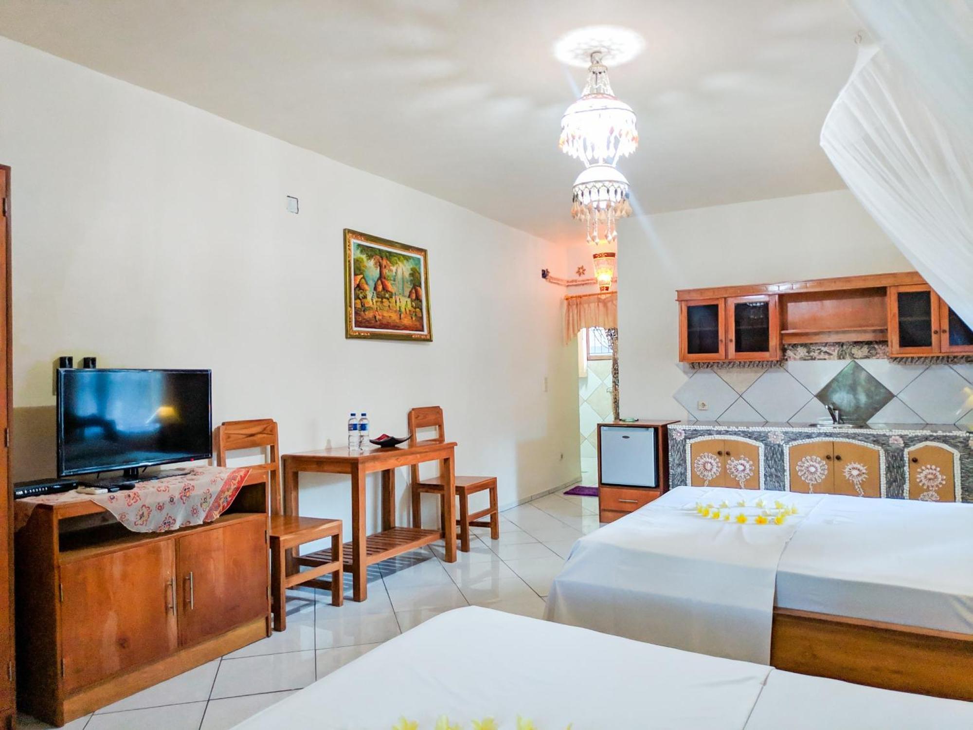 Deutsches-Eck Rikesti Hotel โลวินา ภายนอก รูปภาพ
